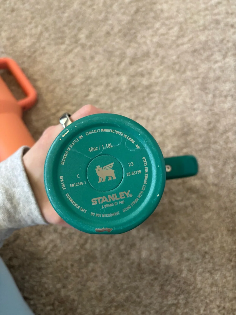 Stanley Green Travel Mug with Handle and Clear Lid - Picture 2 of 4